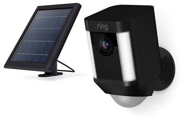 Ring kamera med solcellepanel